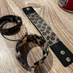 3 new leopard print bracelets
